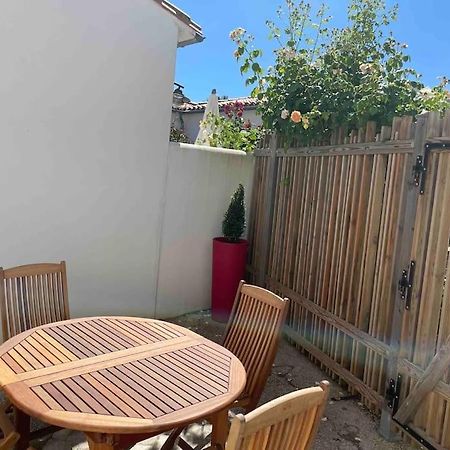 Maison De Vacances La Flotte 00491Ui エクステリア 写真
