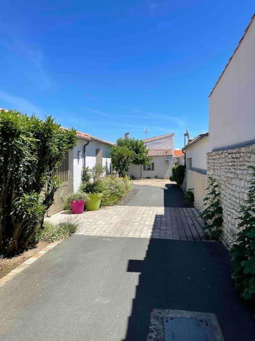 Maison De Vacances La Flotte 00491Ui エクステリア 写真