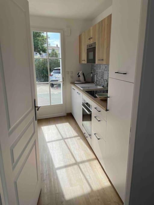 Maison De Vacances La Flotte 00491Ui エクステリア 写真