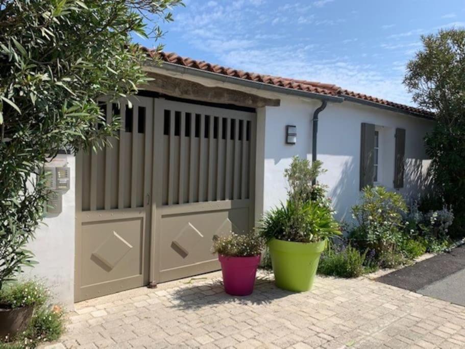 Maison De Vacances La Flotte 00491Ui エクステリア 写真